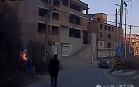 下午4点多，济南街头这一幕，刷屏了