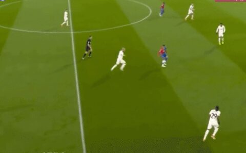 4-0，4-3!足坛疯狂一夜：曼联遭遇耻辱性双杀，法甲上演进球大战