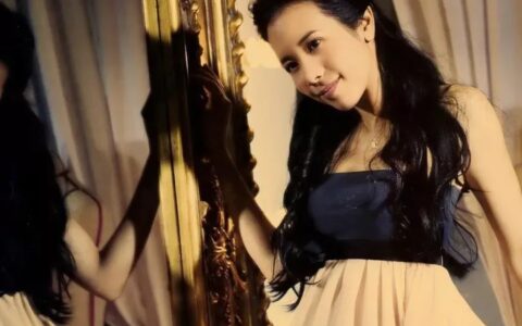 原来莫文蔚的《忽然之间》无关于爱情，而是劫后余生的感慨