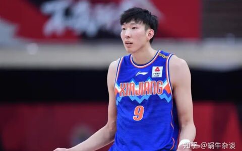 别怪周琦！4年1300万和8年4500万，你会选择哪份合同？