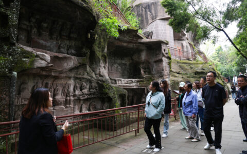 四川景区门票收入破亿：一场旅游繁荣的盛宴