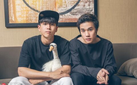 《天才枪手》男主一夜走红，屁鹅爆料James才是学霸丨专访-天才枪手follow me