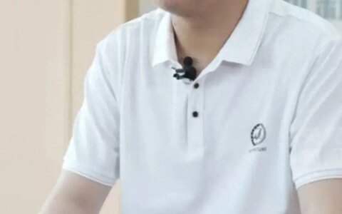 老师回应姜萍竞赛名次比自己高：弟子不必不如师，金子迟早会发光-姜萍书画