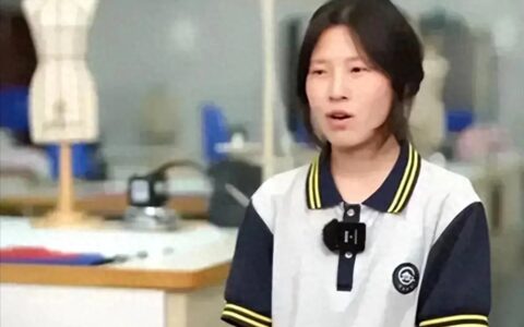 大家都在关注第十二名的姜萍，却忽略了第一名的徐啸宇-姜萍作家