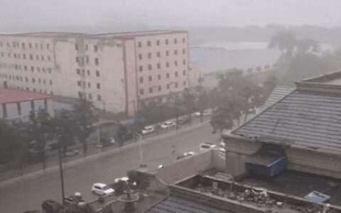 河南南阳遭遇极端暴雨-河南南阳遭遇极端强降雨