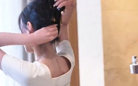 汪小菲老婆Mandy晒回家vlog，回家做饭，这就是台北的豪门生活？-汪小菲夫妇现身北京故宫 网友:孩子呢