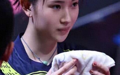 孙颖莎陪练因美貌火出圈！22岁王添艺被赞“乒界刘亦菲”，好清纯-2020wtt孙颖莎vs王艺迪